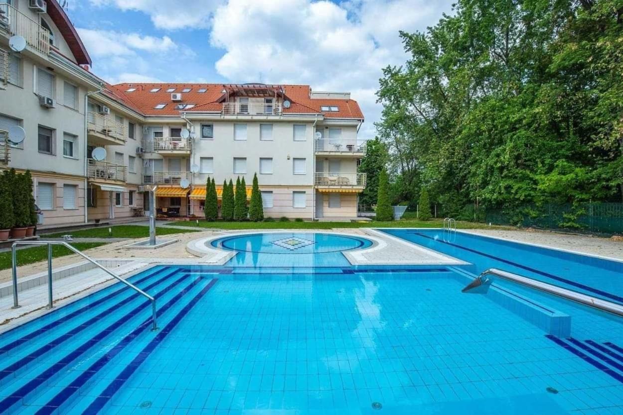 Oazis Wellness Apartman2 Hajdúszoboszló Extérieur photo