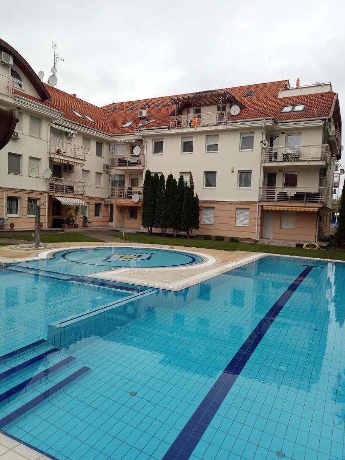 Oazis Wellness Apartman2 Hajdúszoboszló Extérieur photo