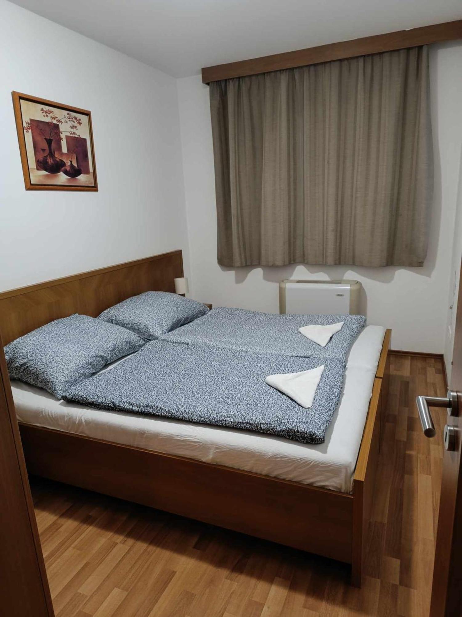 Oazis Wellness Apartman2 Hajdúszoboszló Chambre photo